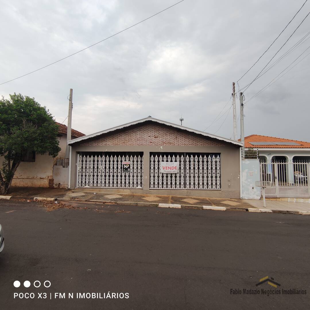 Casa à venda e aluguel com 3 quartos, 270m² - Foto 37