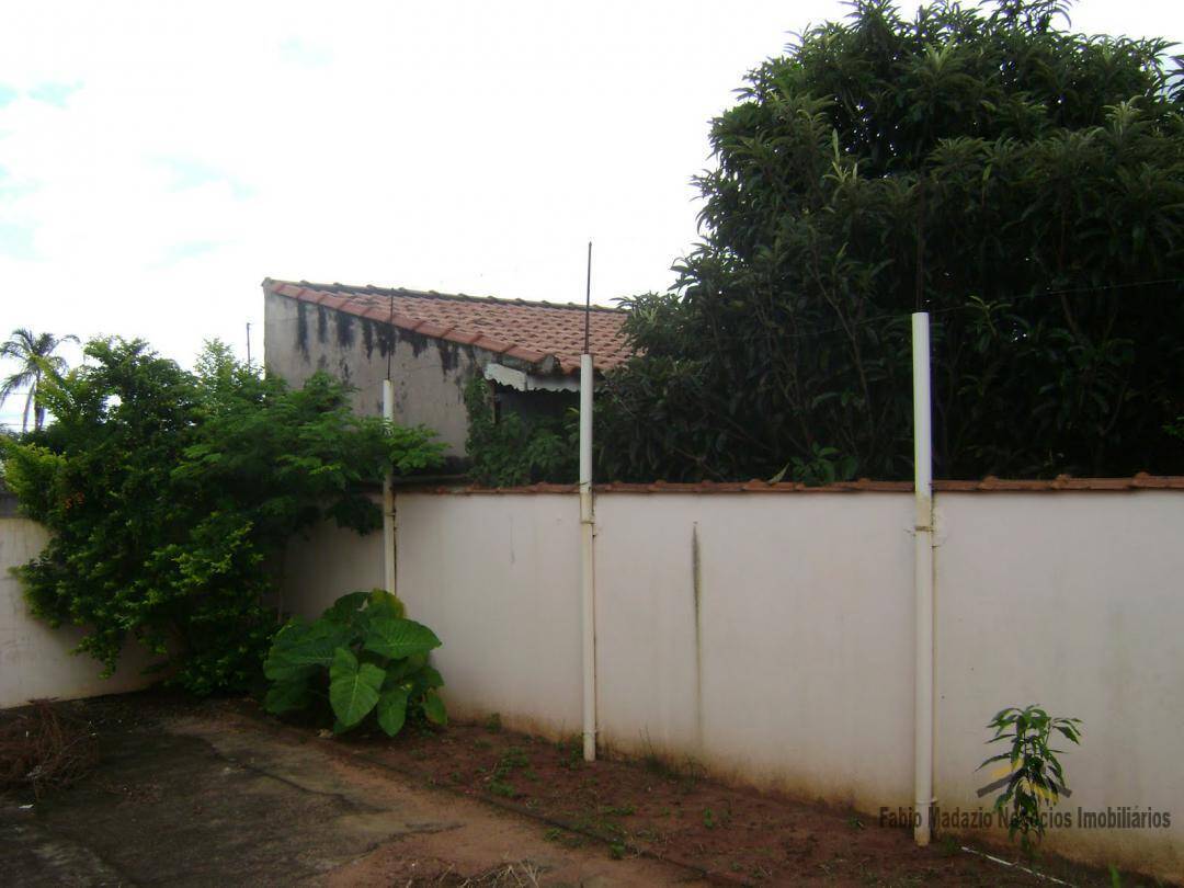 Casa à venda com 2 quartos, 75m² - Foto 15