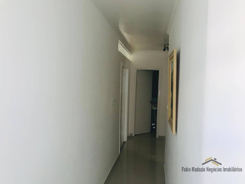 Casa à venda com 3 quartos, 200m² - Foto 16