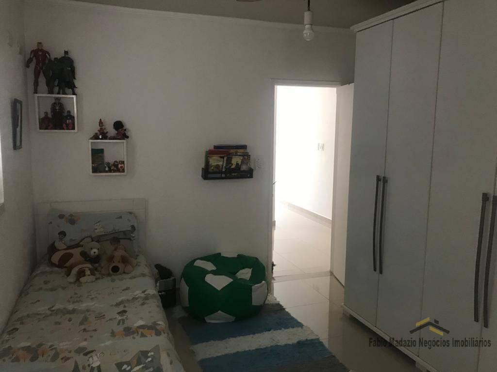 Casa à venda com 3 quartos, 200m² - Foto 19