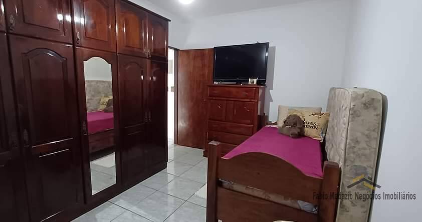 Casa à venda com 2 quartos, 310m² - Foto 11