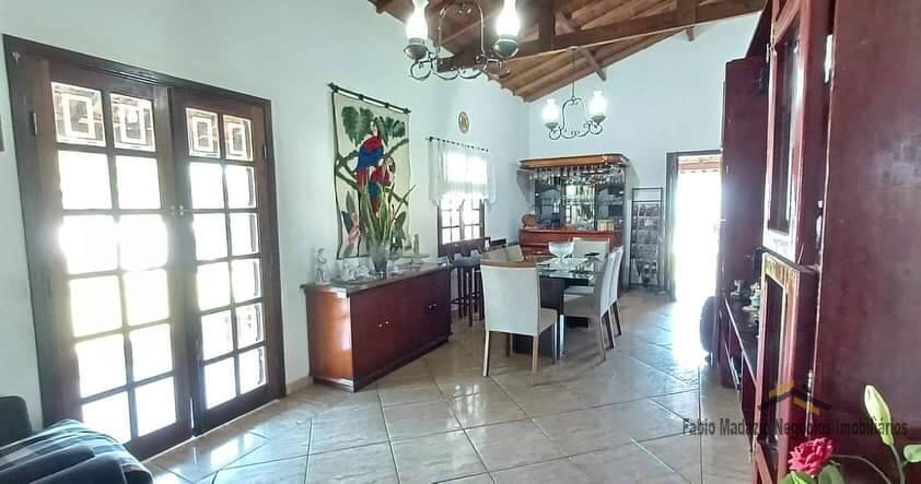 Casa à venda com 2 quartos, 310m² - Foto 9