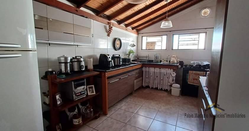 Casa à venda com 2 quartos, 310m² - Foto 15