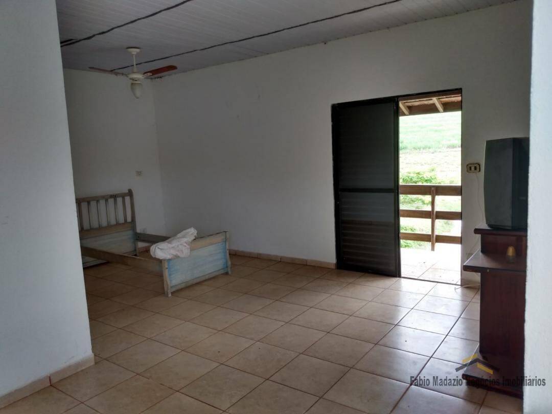 Fazenda à venda com 4 quartos, 400m² - Foto 16