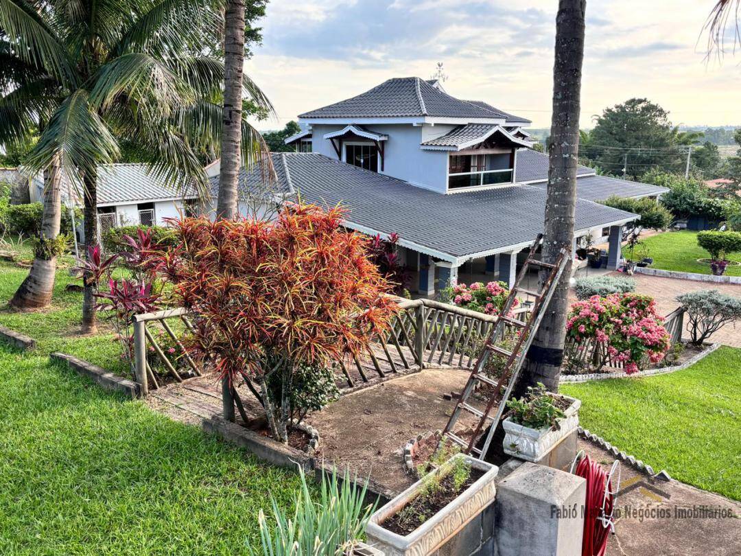 Fazenda à venda com 7 quartos, 700m² - Foto 2