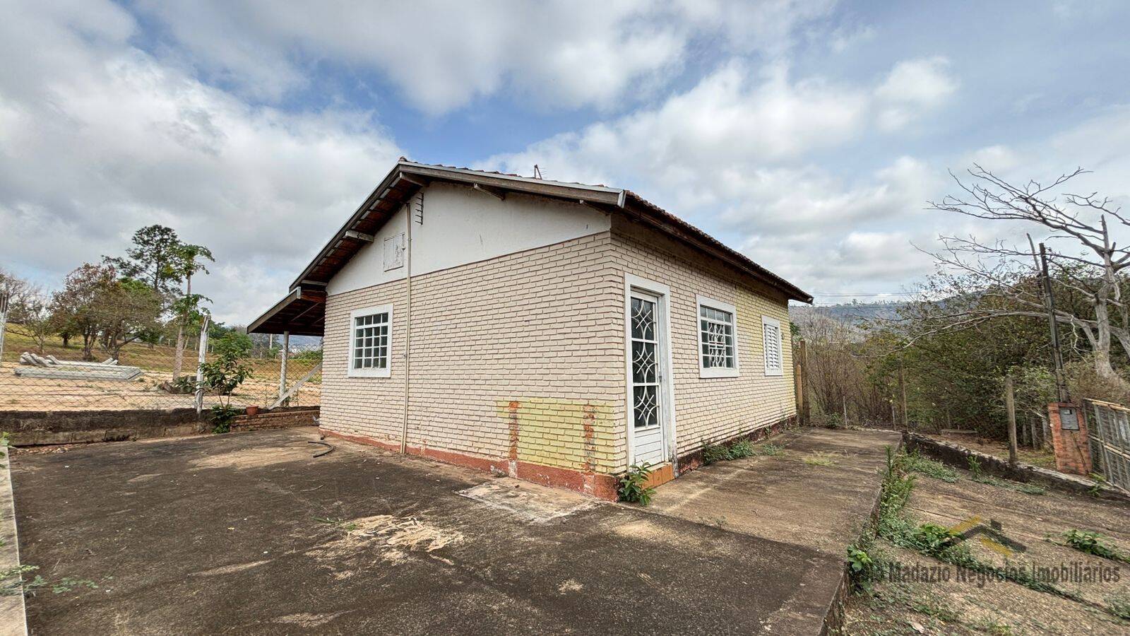 Fazenda à venda com 2 quartos, 50m² - Foto 13