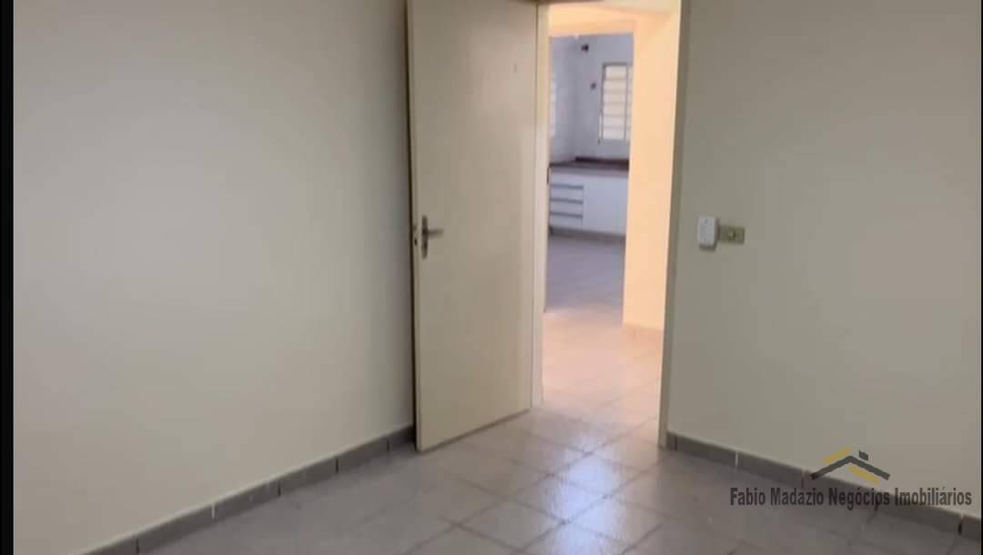 Casa à venda com 2 quartos, 99m² - Foto 4