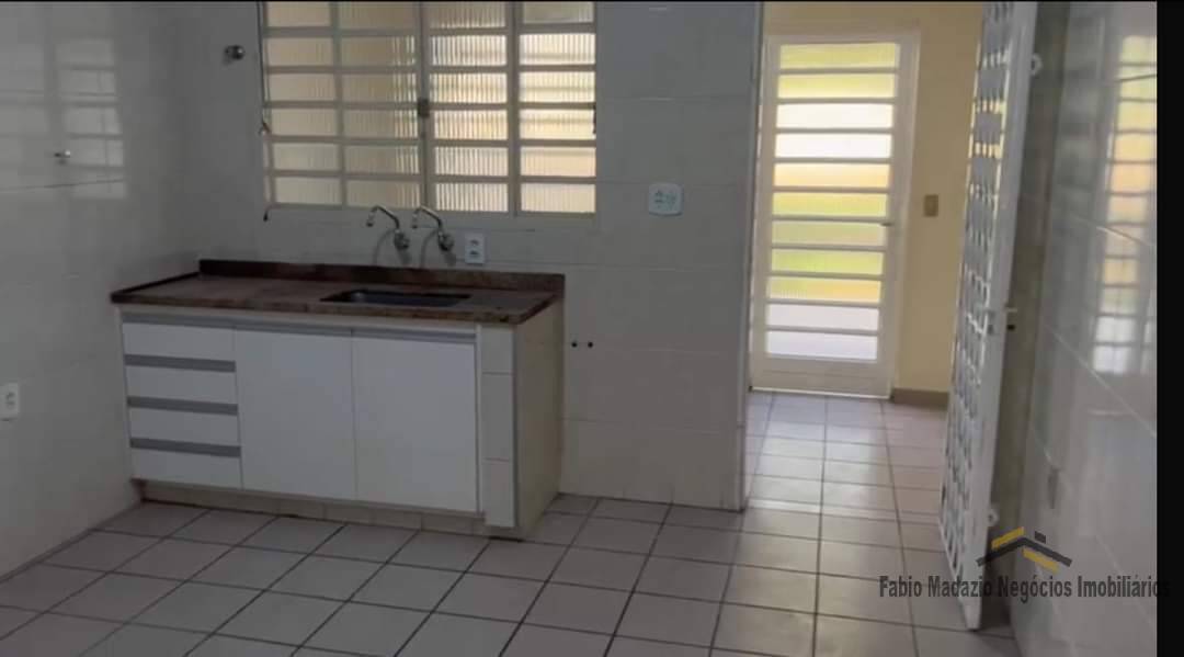 Casa à venda com 2 quartos, 99m² - Foto 12