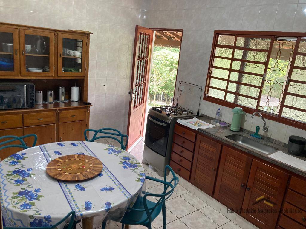 Fazenda à venda com 2 quartos, 140m² - Foto 8