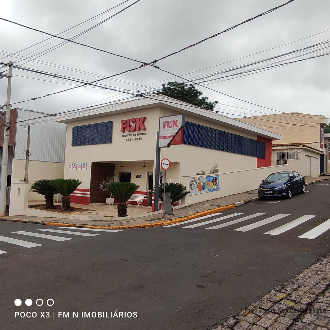 Prédio Inteiro à venda, 330m² - Foto 1