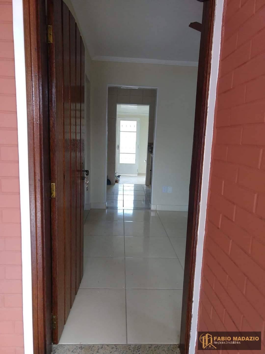 Casa à venda com 3 quartos, 106m² - Foto 14