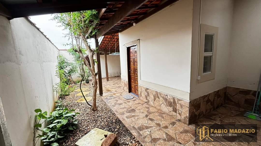 Casa à venda com 2 quartos, 95m² - Foto 3