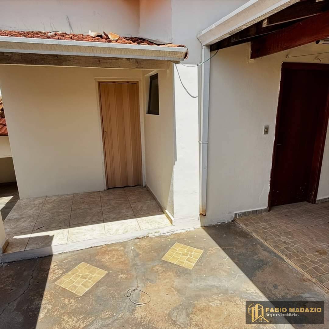 Casa à venda com 3 quartos, 105m² - Foto 14