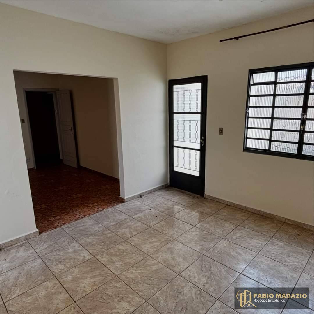 Casa à venda com 3 quartos, 105m² - Foto 18