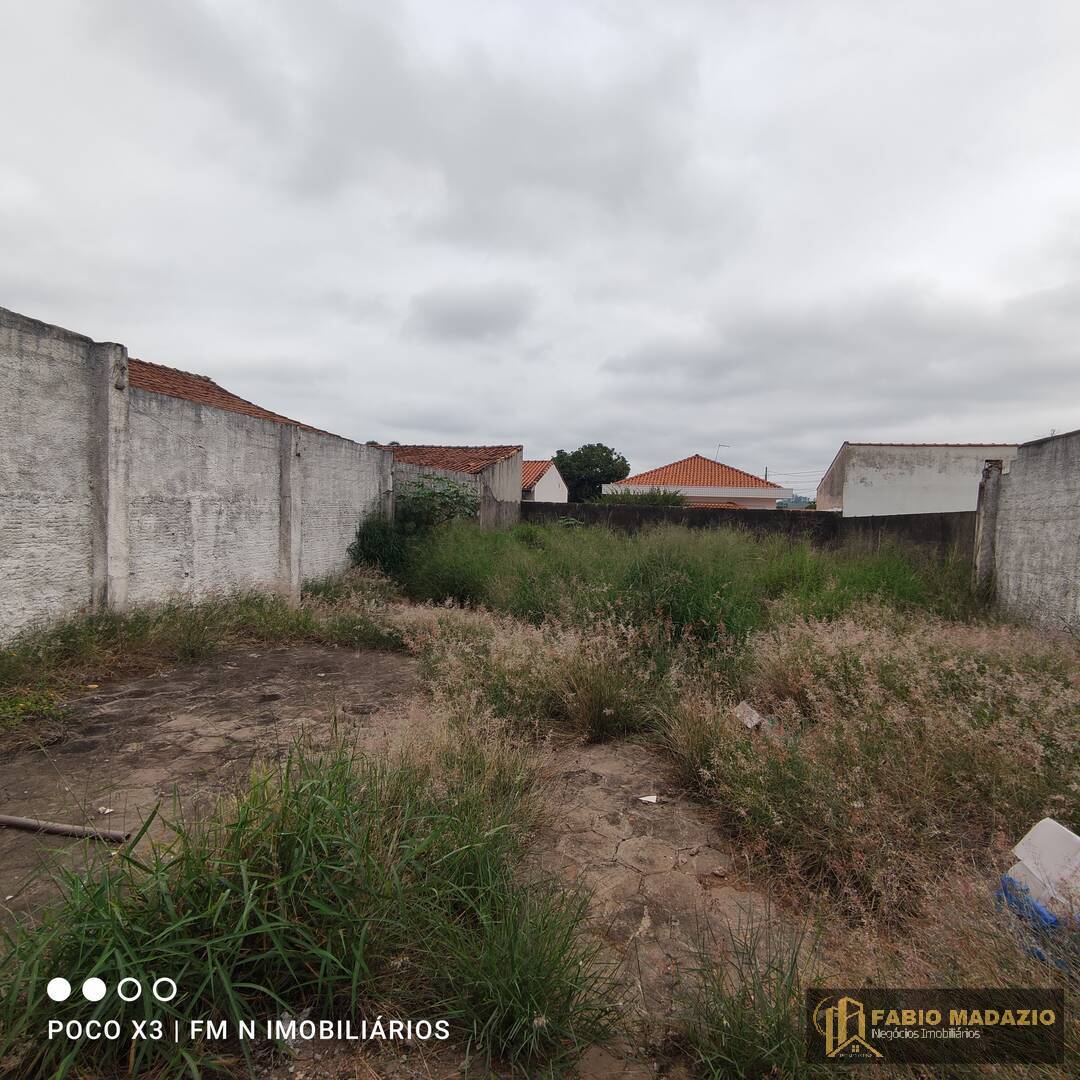 Terreno à venda, 300m² - Foto 1