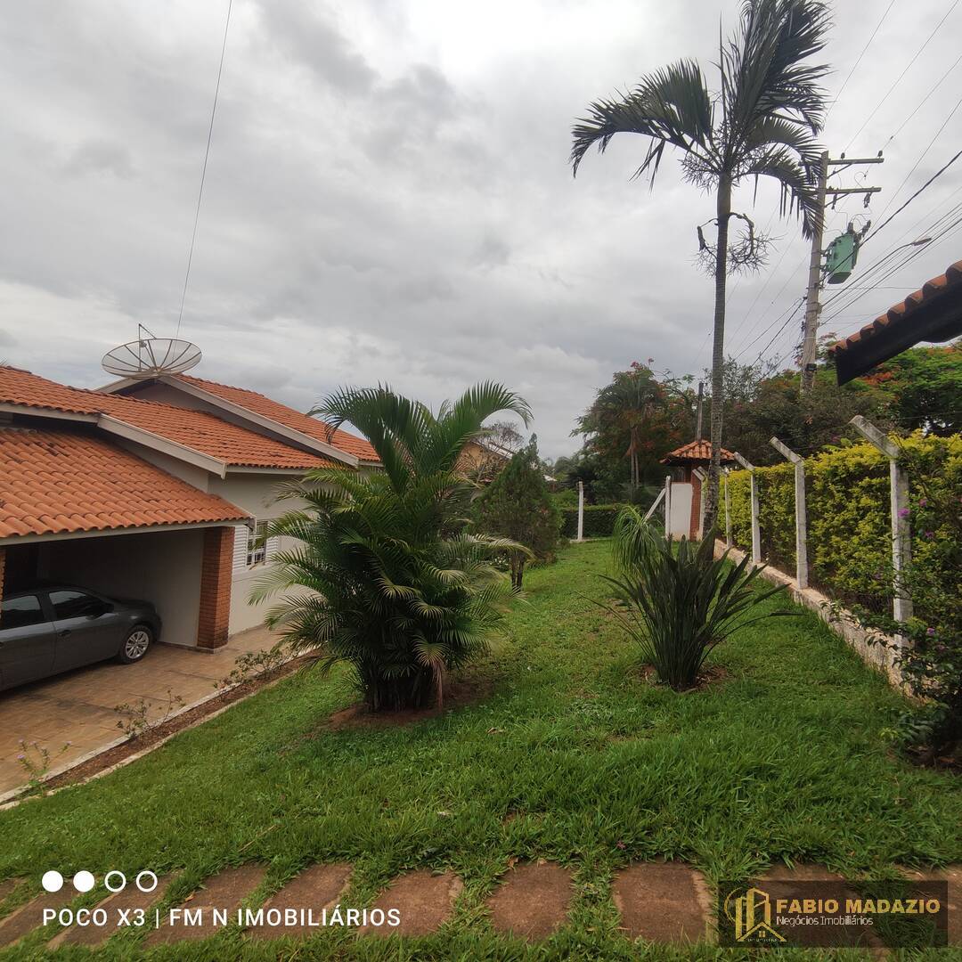 Fazenda à venda com 3 quartos, 170m² - Foto 1