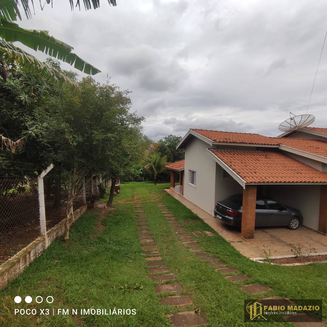 Fazenda à venda com 3 quartos, 170m² - Foto 2