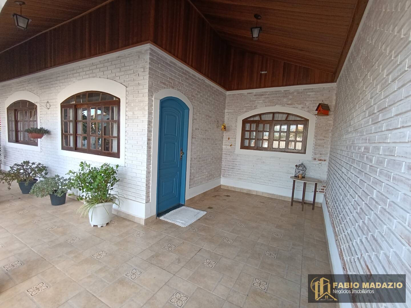 Casa à venda com 4 quartos, 209m² - Foto 3